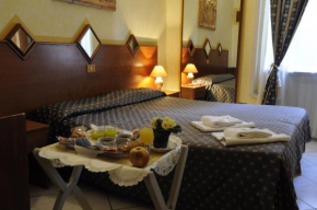 Отель Hotel Farini  Рим